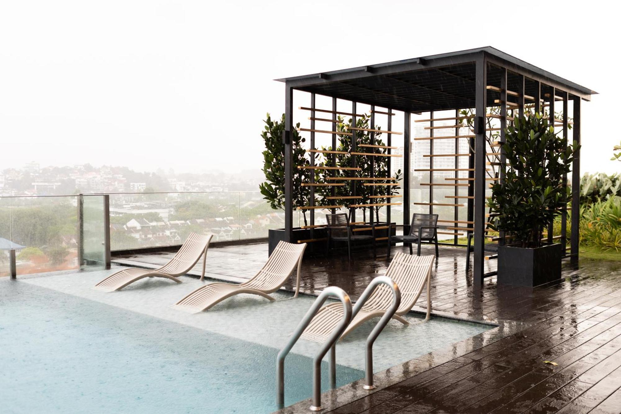 Societe Suites By Ihost Global Куала Лумпур Екстериор снимка