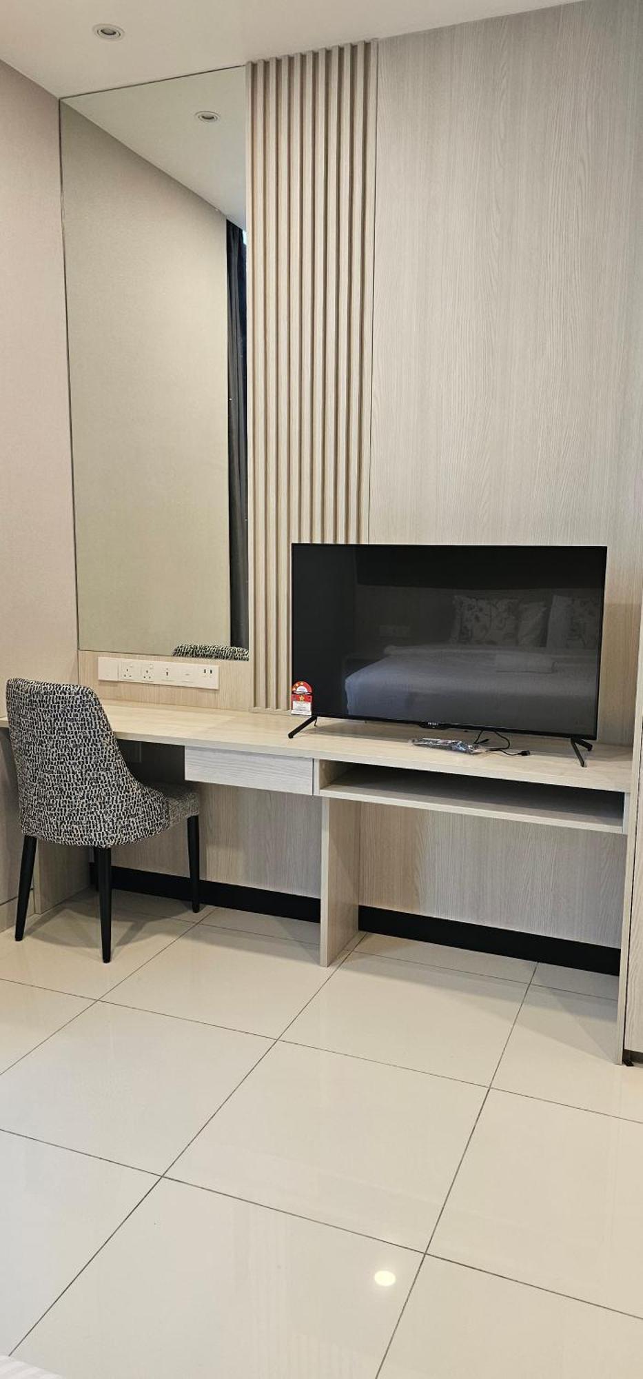 Societe Suites By Ihost Global Куала Лумпур Екстериор снимка